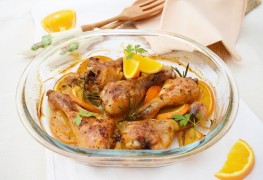 Куриные ножки, запеченные с апельсиново-сливочным соусом и яблоками